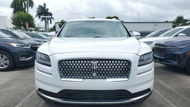 2023 Lincoln Nautilus Standard