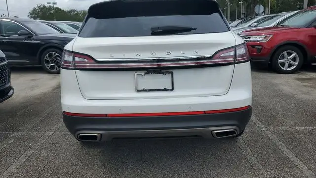 2023 Lincoln Nautilus Standard