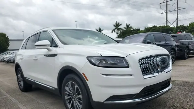 2023 Lincoln Nautilus Standard