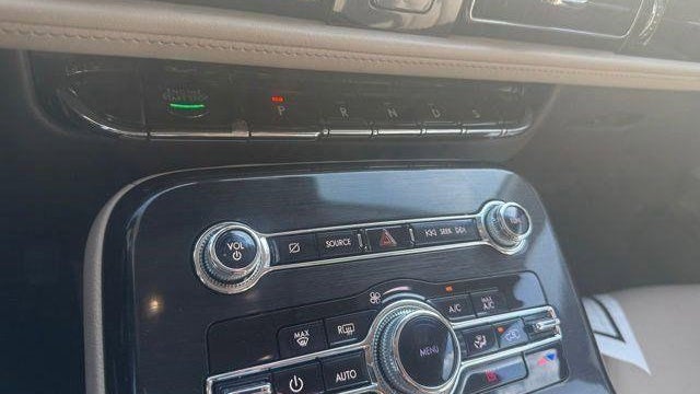2023 Lincoln Nautilus Standard