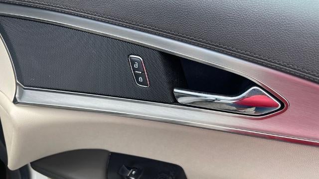 2019 Lincoln Nautilus Base