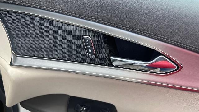 2019 Lincoln Nautilus Base
