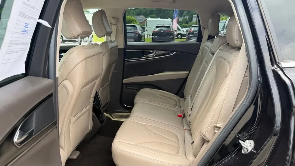 2021 Lincoln Nautilus Standard