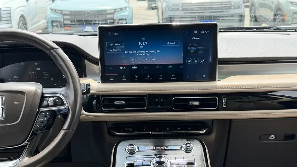 2021 Lincoln Nautilus Standard