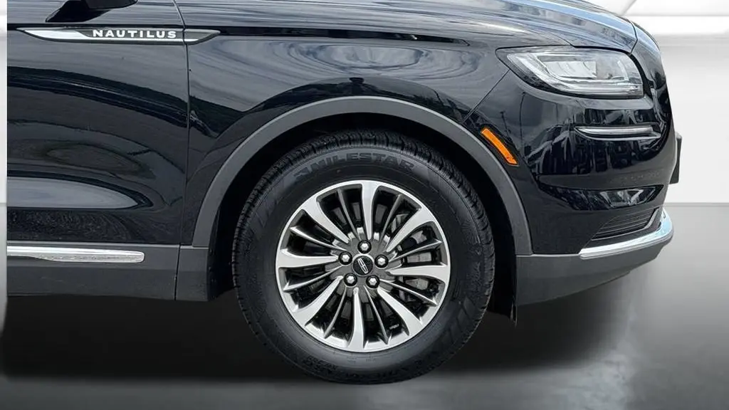 2021 Lincoln Nautilus Standard