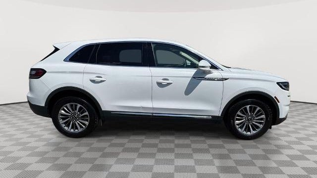 2022 Lincoln Nautilus Standard