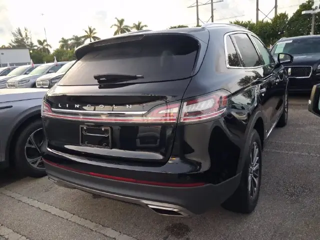 2023 Lincoln Nautilus - $30,990