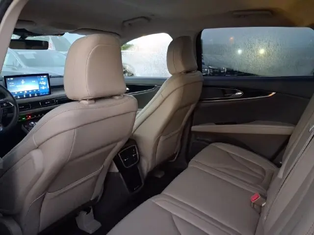 2023 Lincoln Nautilus - $30,990