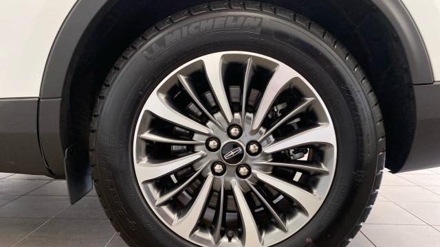 2023 Lincoln Nautilus Standard