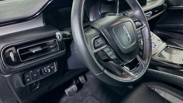 2022 Lincoln Nautilus Standard
