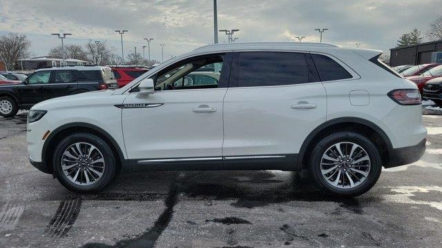2023 Lincoln Nautilus Standard