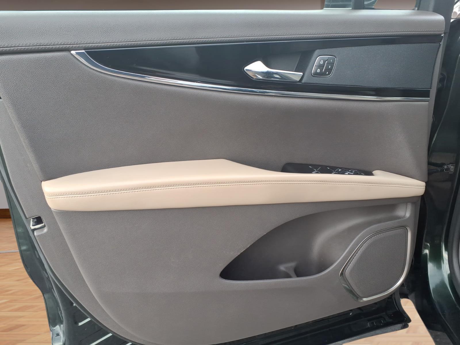 2021 Lincoln Nautilus - $23,999