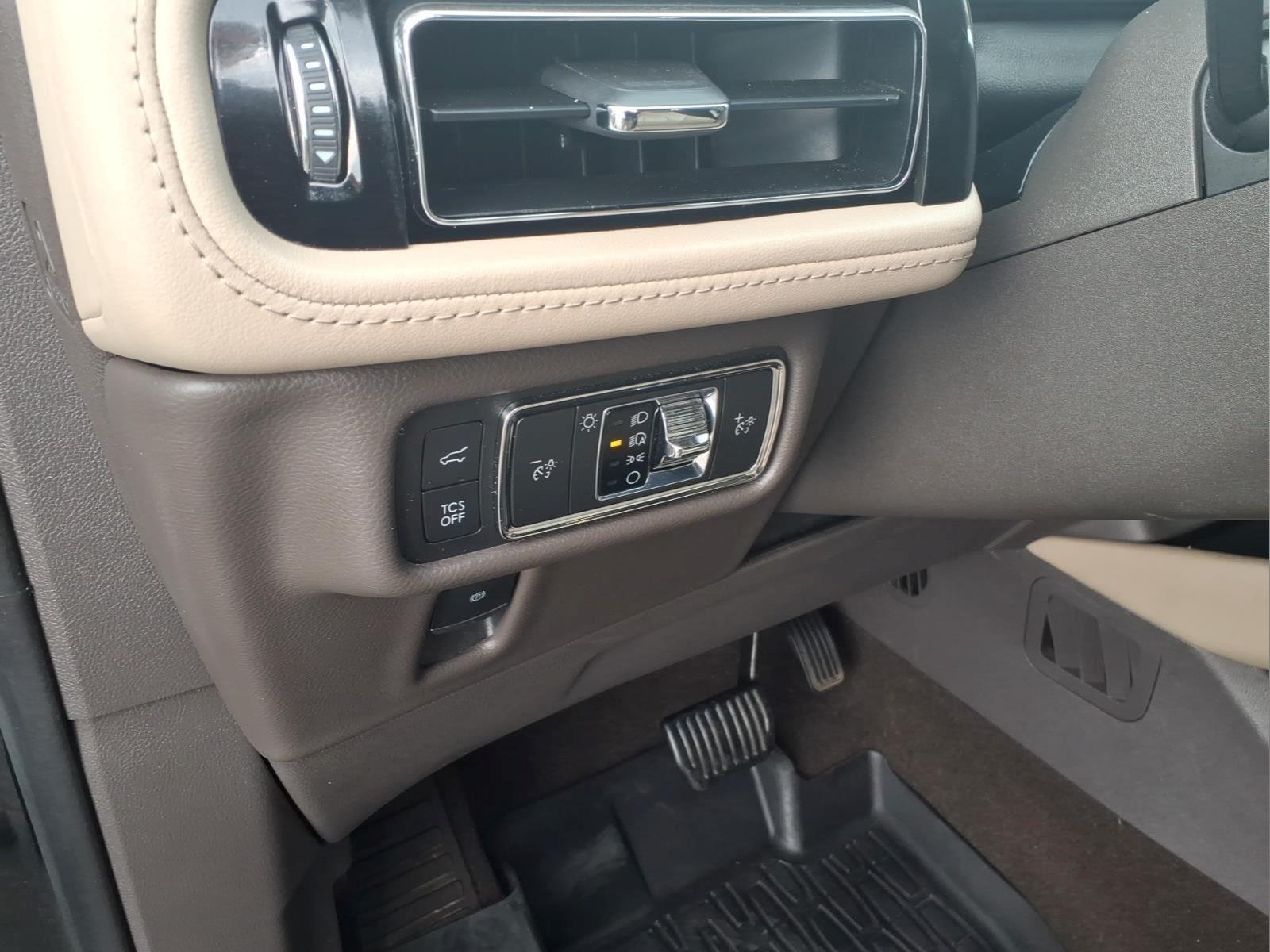 2021 Lincoln Nautilus - $23,999