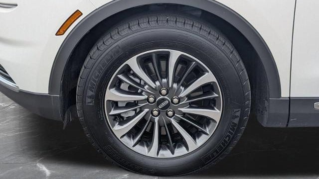 2023 Lincoln Nautilus Standard
