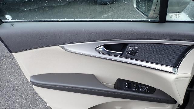 2019 Lincoln Nautilus Base