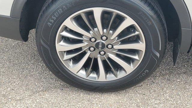 2020 Lincoln Nautilus Standard