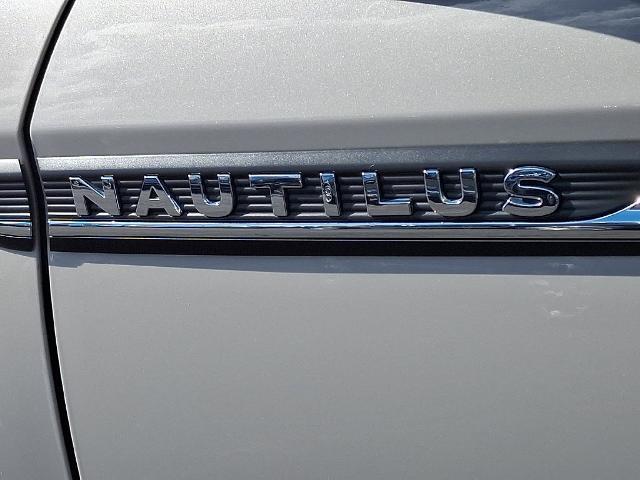2021 Lincoln Nautilus - $22,990