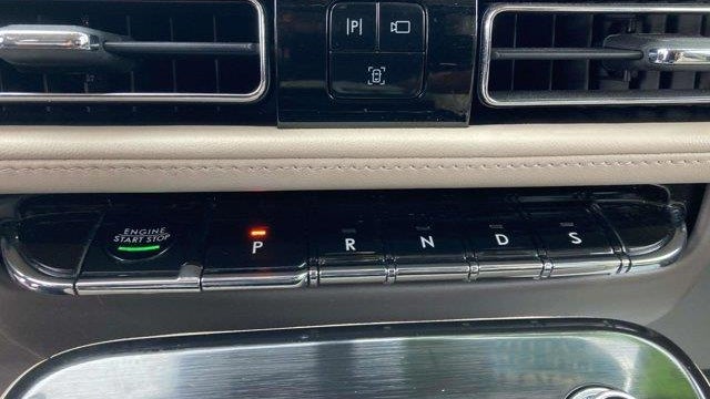 2022 Lincoln Nautilus Standard
