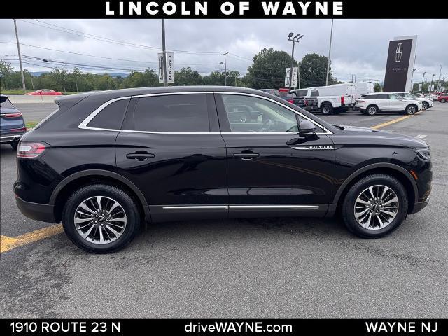 2022 Lincoln Nautilus - $29,489