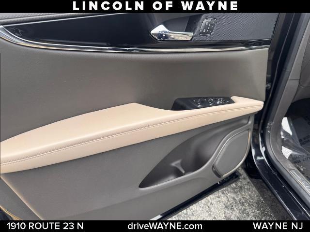 2022 Lincoln Nautilus - $29,489