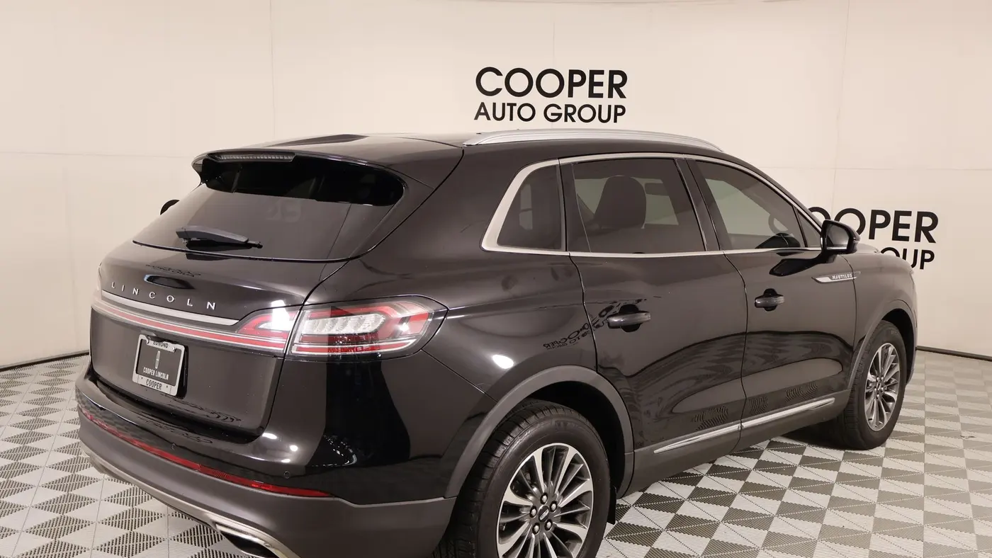 2023 Lincoln Nautilus Standard