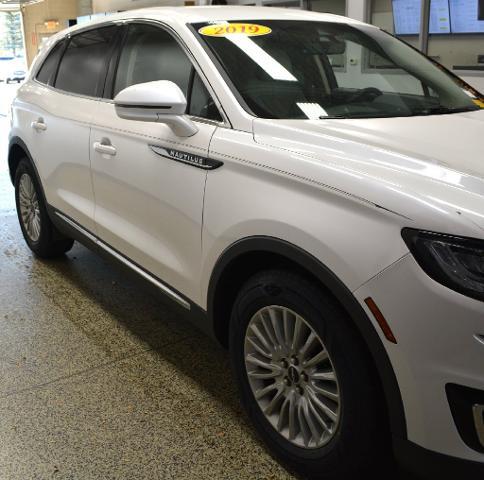 2019 Lincoln Nautilus - $20,895