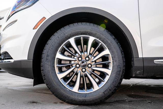 2022 Lincoln Nautilus - $25,998