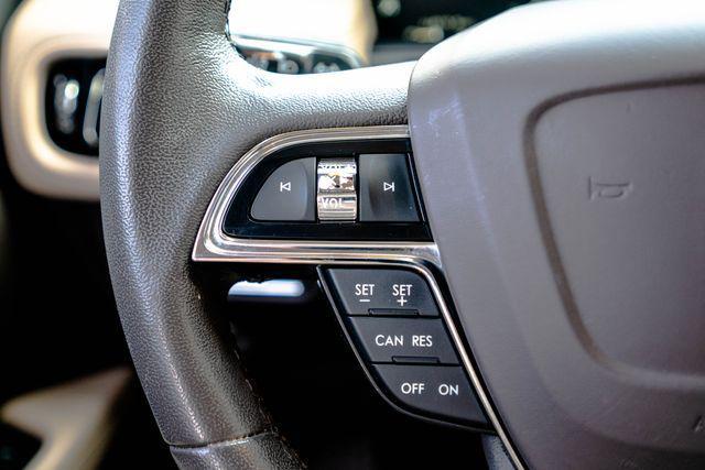 2022 Lincoln Nautilus - $25,998