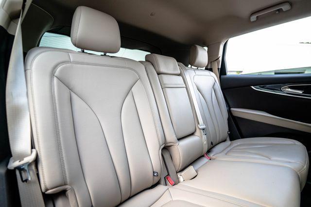 2022 Lincoln Nautilus - $25,998