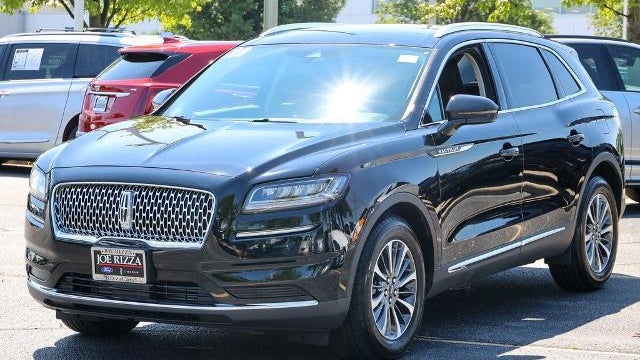 2023 Lincoln Nautilus Standard