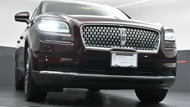 2023 Lincoln Nautilus Standard