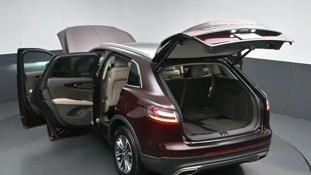 2023 Lincoln Nautilus Standard