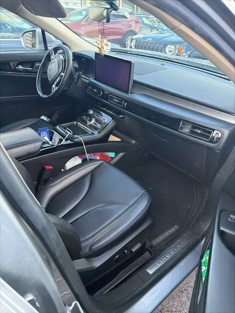 2023 Lincoln Nautilus - $27,590