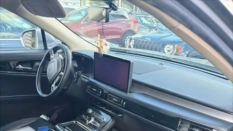 2023 Lincoln Nautilus Standard