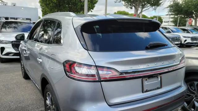 2023 Lincoln Nautilus Standard