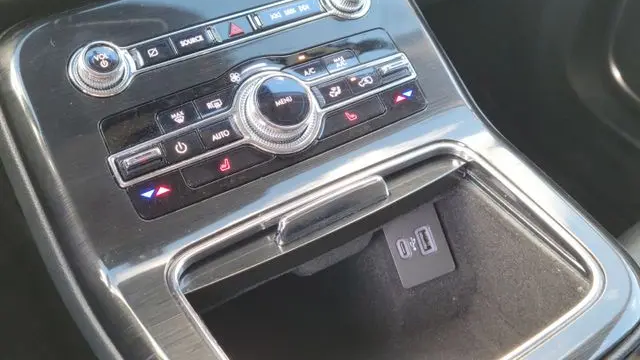 2023 Lincoln Nautilus Standard