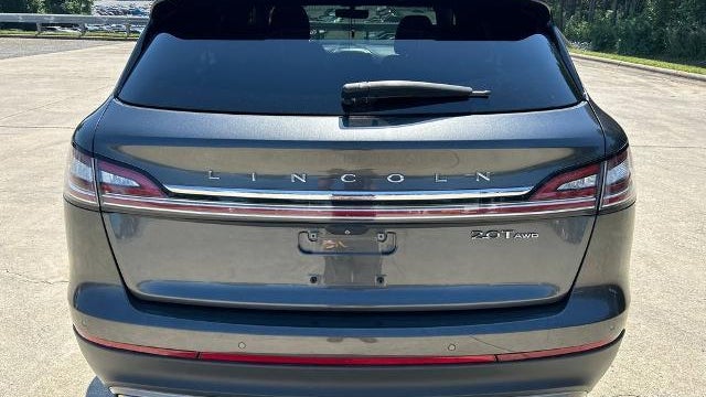 2019 Lincoln Nautilus Select