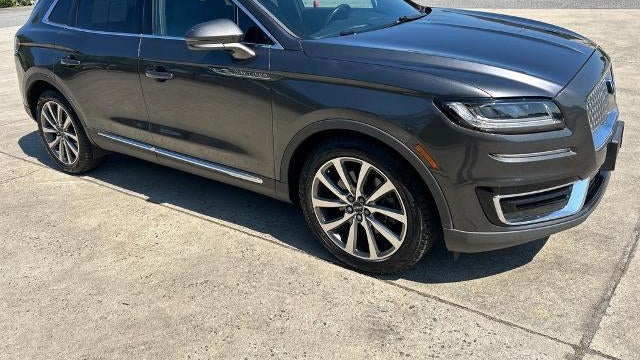 2019 Lincoln Nautilus Select