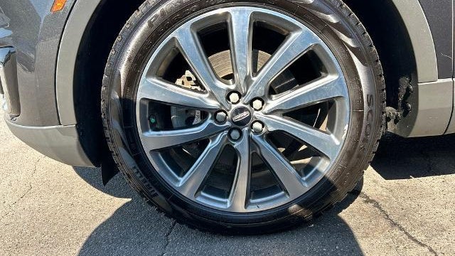2019 Lincoln Nautilus Select