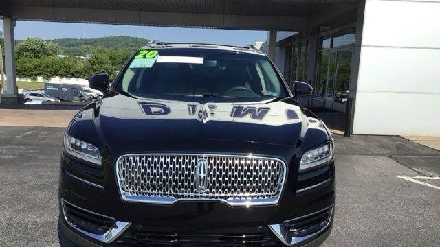2020 Lincoln Nautilus Reserve