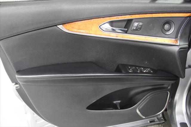 2020 Lincoln Nautilus - $23,898