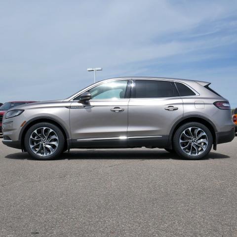 2021 Lincoln Nautilus - $23,999