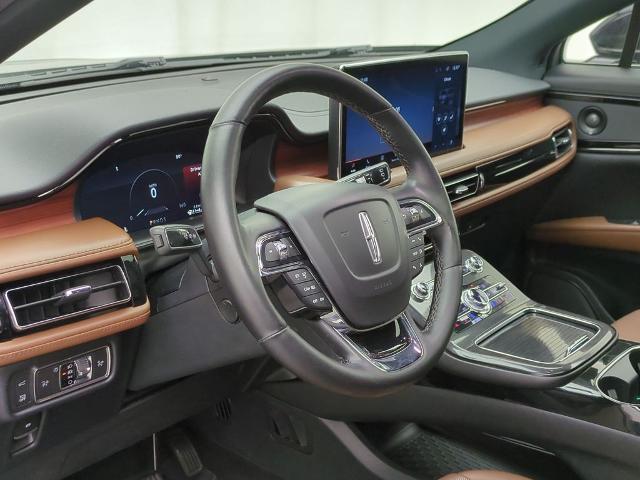 2022 Lincoln Nautilus - $30,424