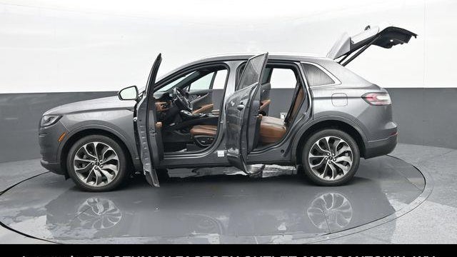 2021 Lincoln Nautilus Reserve