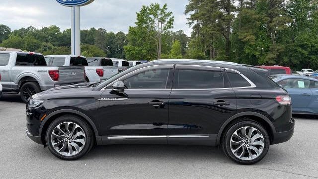 2022 Lincoln Nautilus Reserve