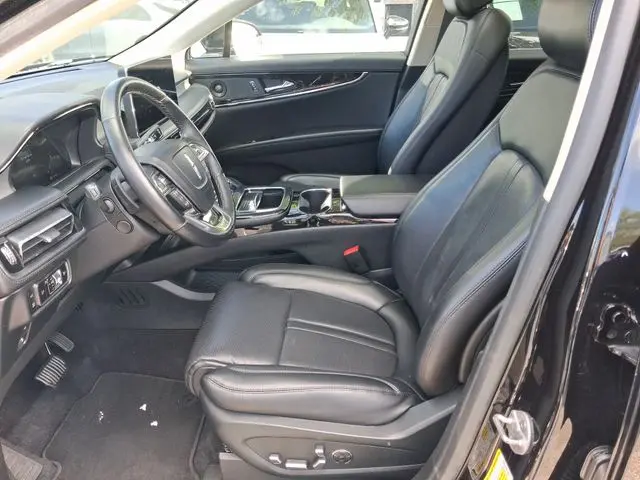 2023 Lincoln Nautilus - $35,990