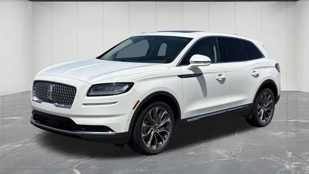 Preowned 2023 Lincoln Nautilus Reserve for Sale