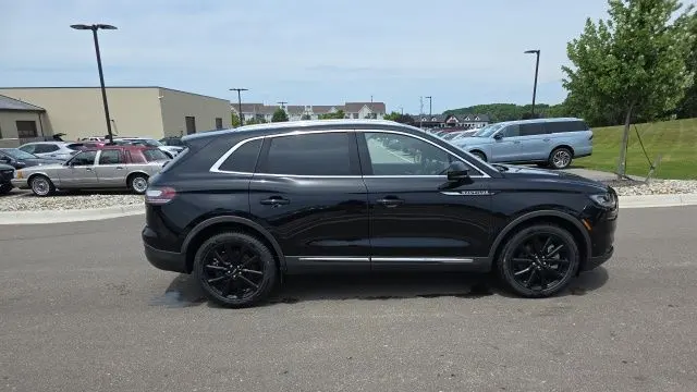 2021 Lincoln Nautilus Reserve