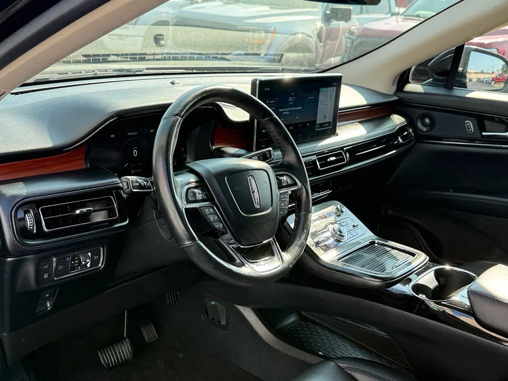 2021 Lincoln Nautilus - $24,996