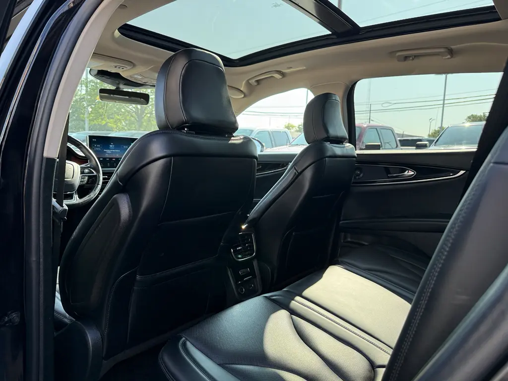 2021 Lincoln Nautilus - $24,996